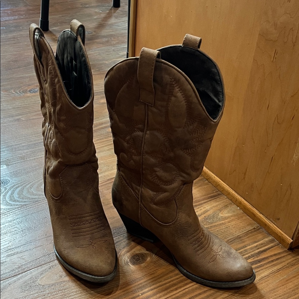Women’s Cowboy boots